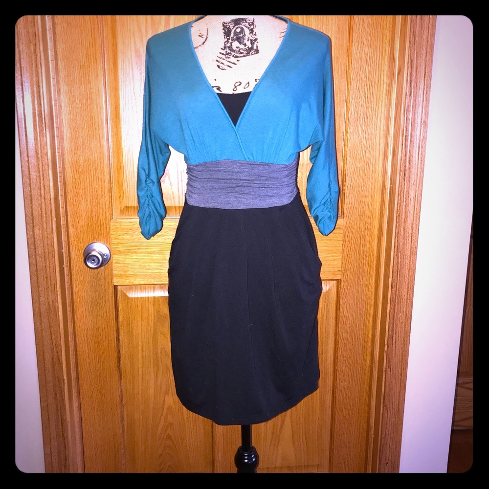 Quarter sleeve wrap dress